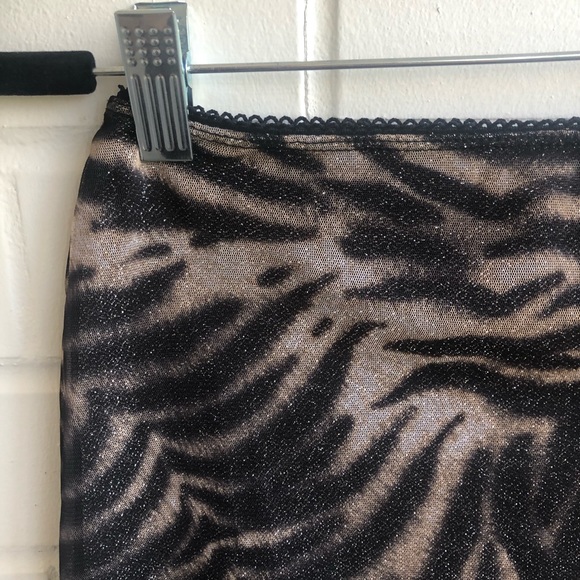 Lurex Animal print midi skirt with lace detail - Picture 8 of 11